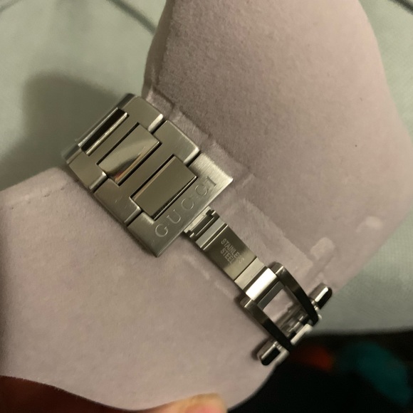 TRADE - Picture 7 of 8